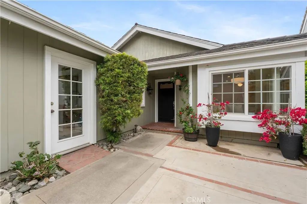 3437 Wimbledon Way, Costa Mesa