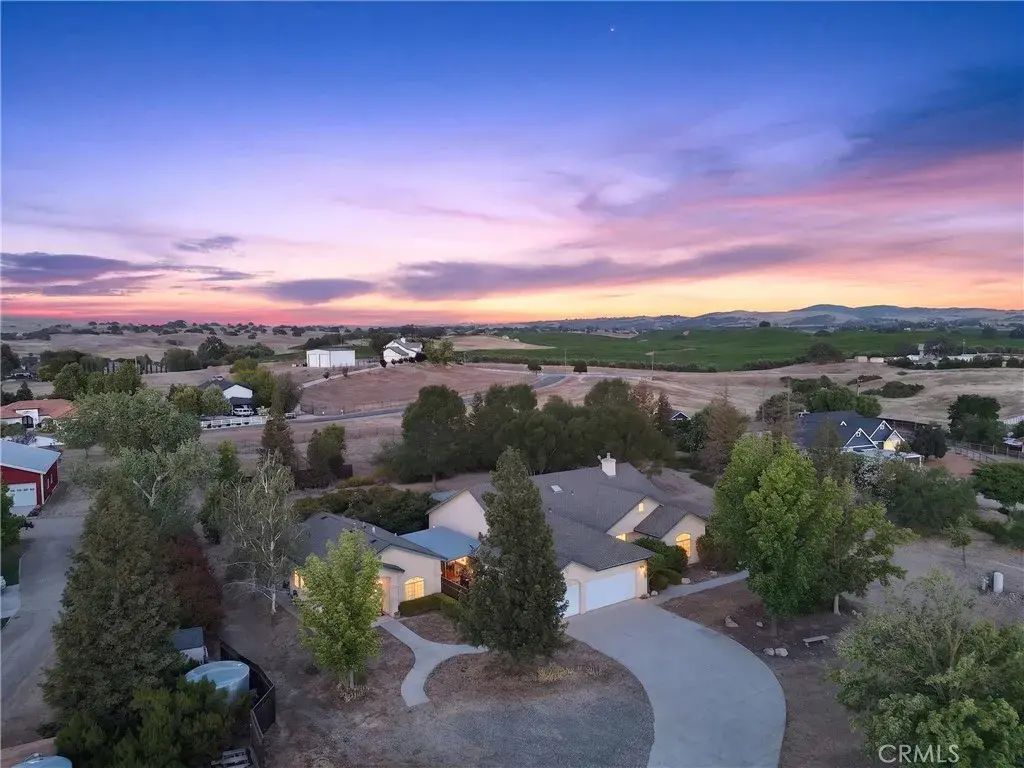5696 Loma Real, Paso Robles