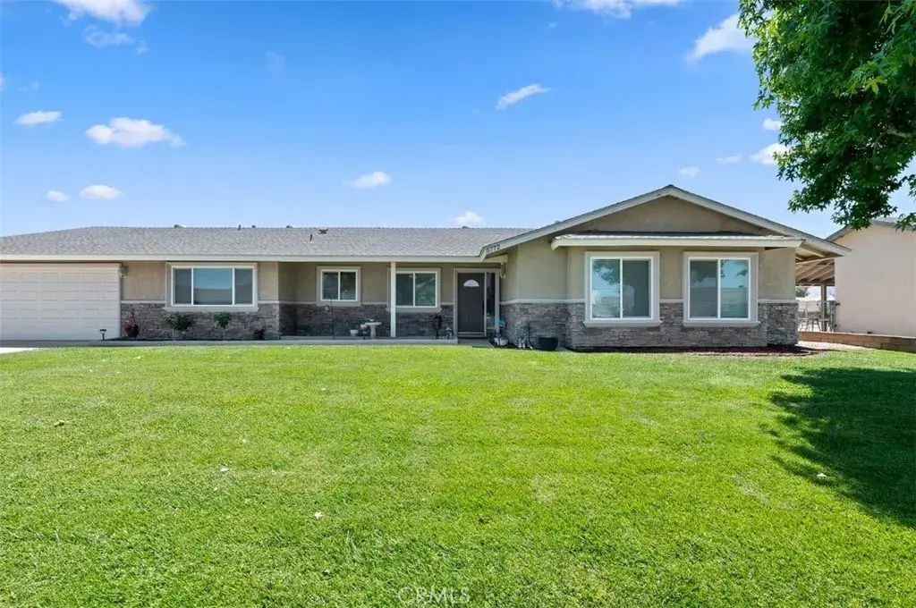 5772 Crown, Jurupa Valley