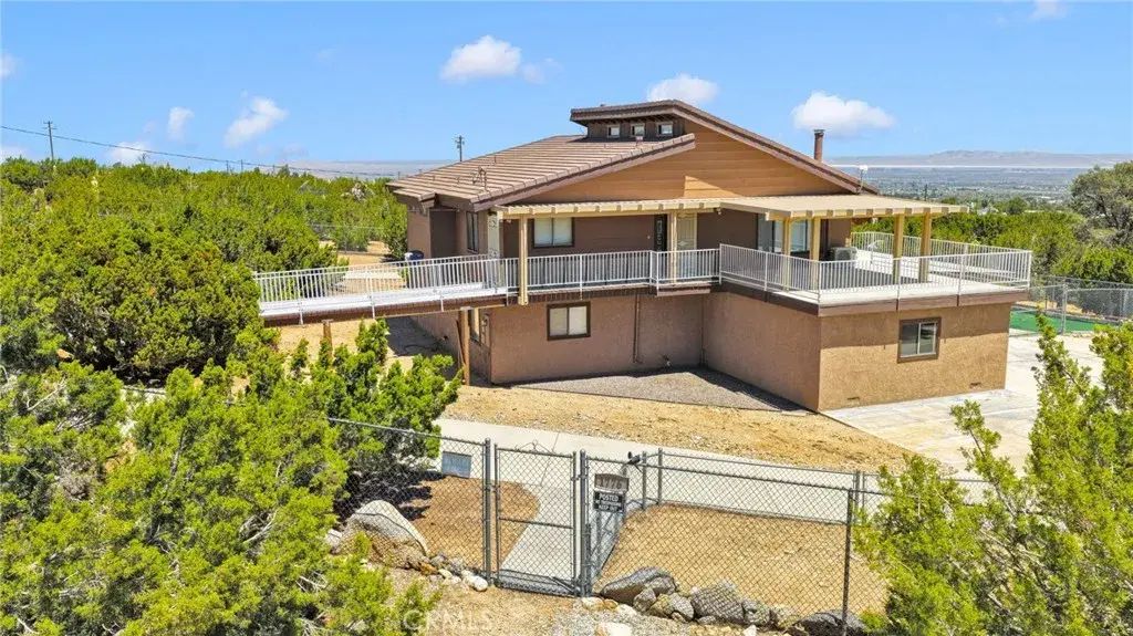1776 Vista, Pinon Hills