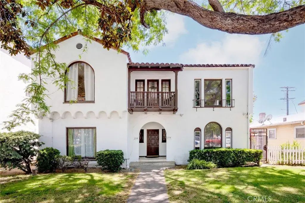 218 E Windsor Road 1, Glendale
