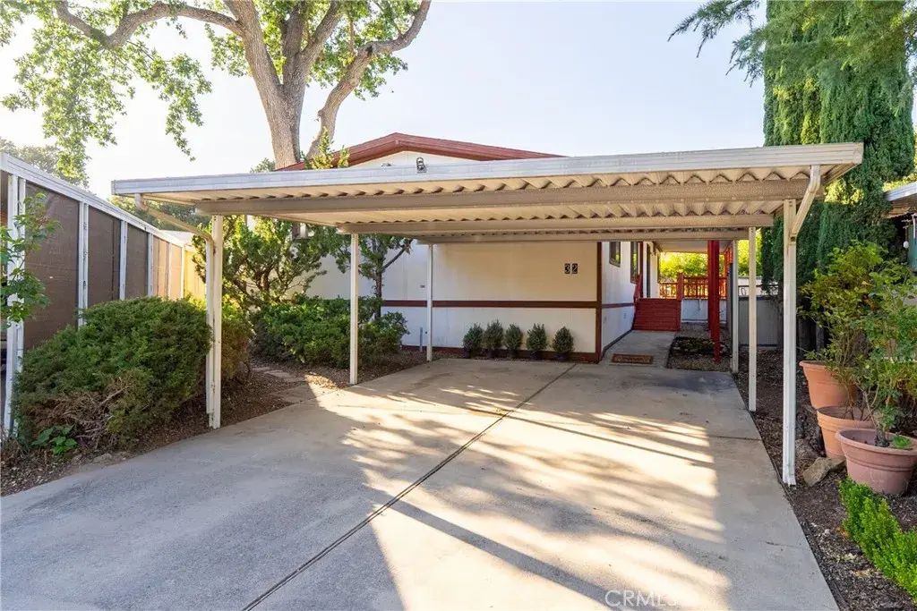 32 Via Santa Barbara, Paso Robles