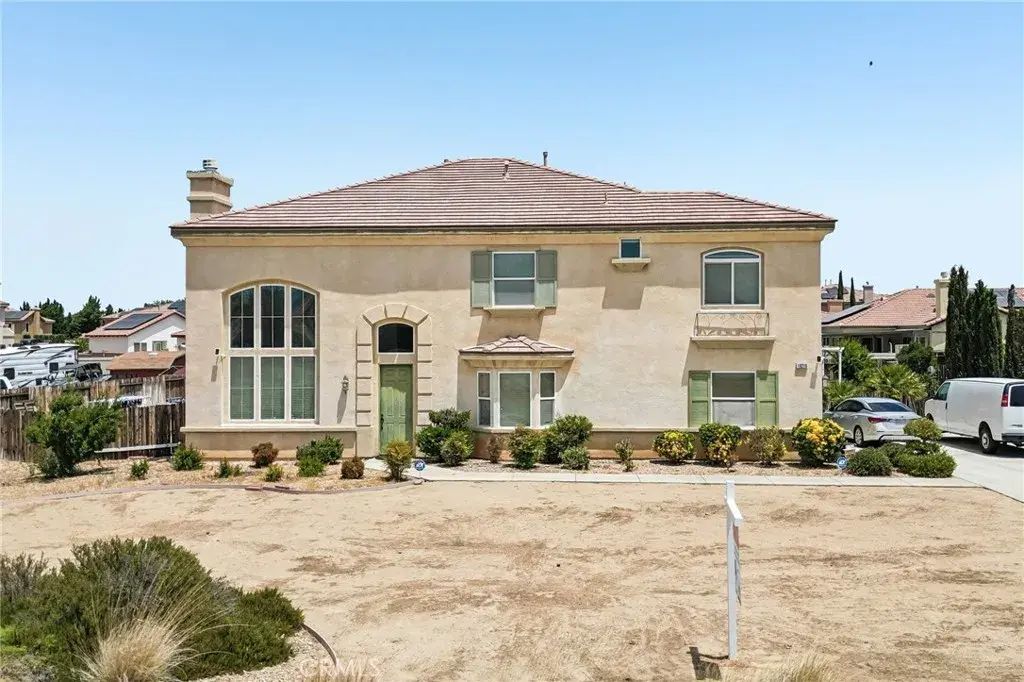 19216 Saguaro Way, Apple Valley