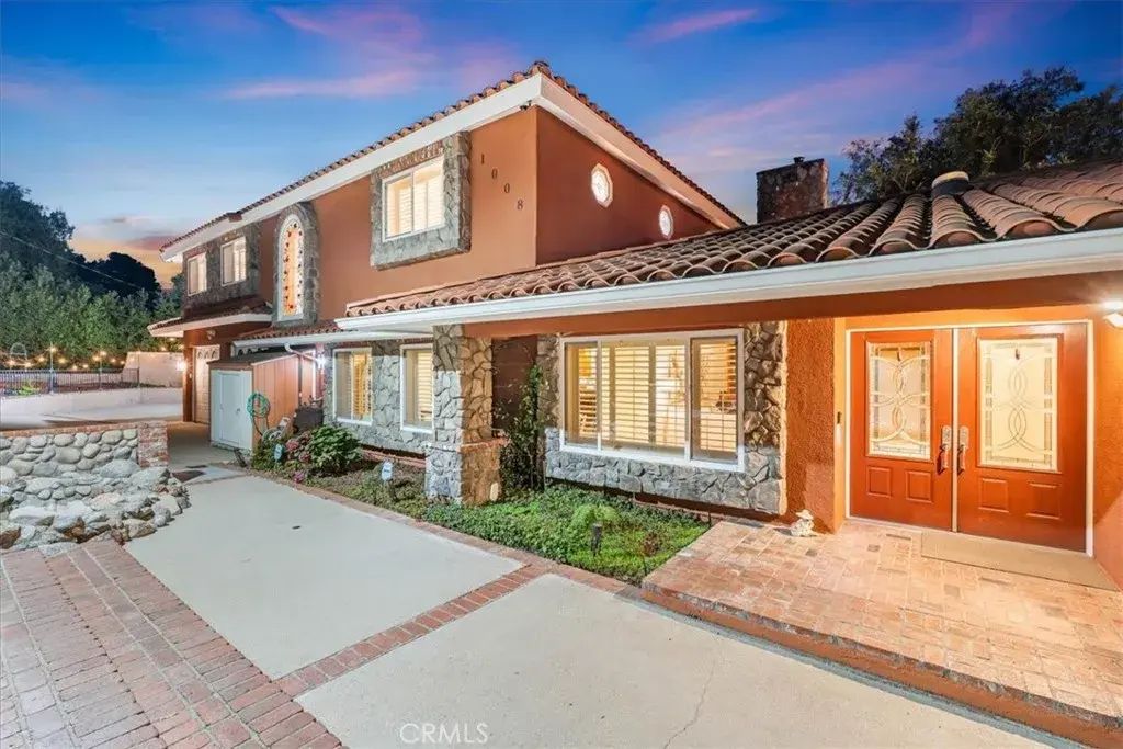 1008 Alamosa Drive, Claremont
