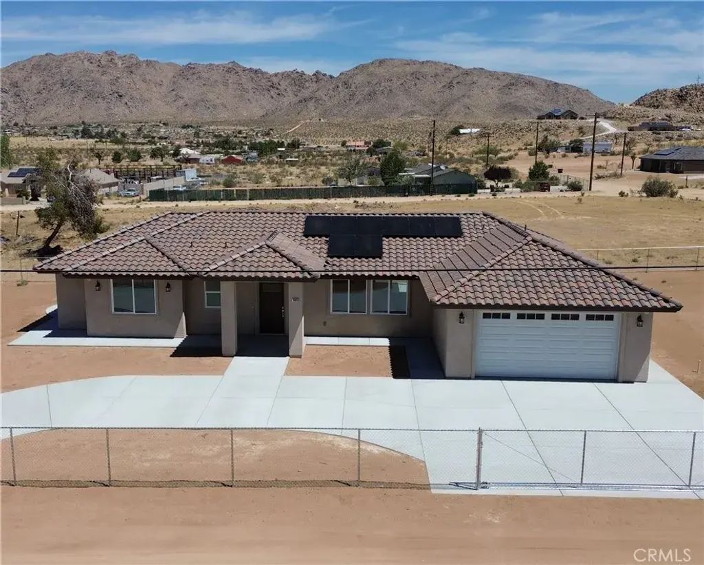 24980 Flint Road, Apple Valley