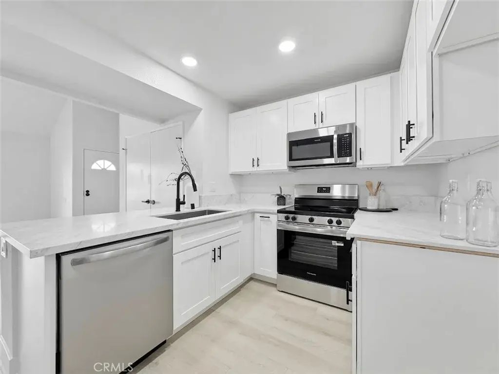 1440 W Edgehill 54, San Bernardino