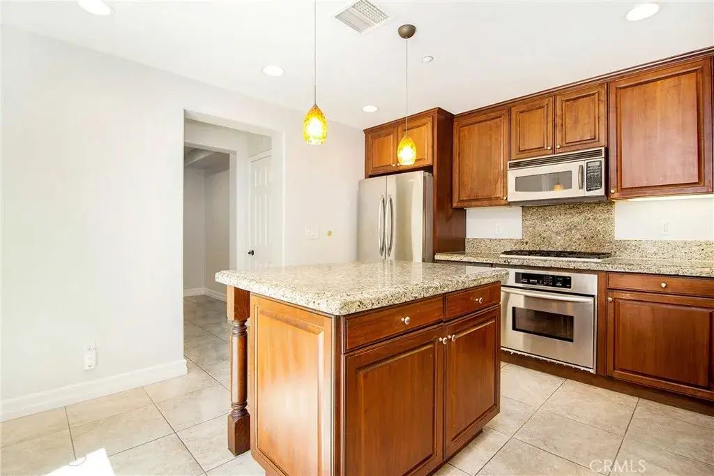 76 Orange Blossom Cir, Ladera Ranch