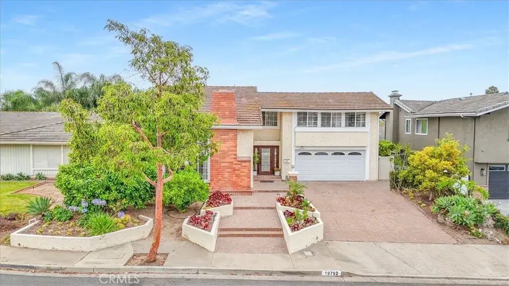 19792 Majorca, Yorba Linda
