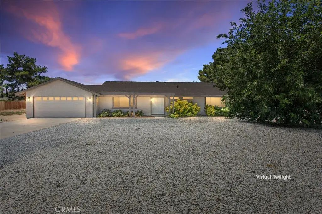 19891 Talihina Road, Apple Valley
