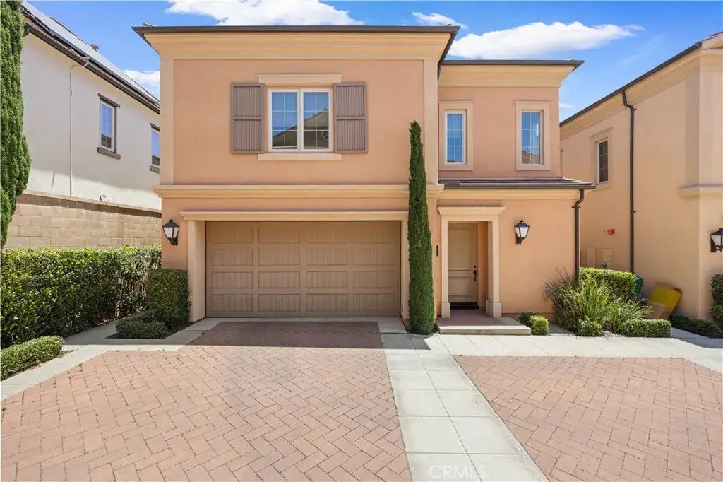 55 Pomegranate, Irvine