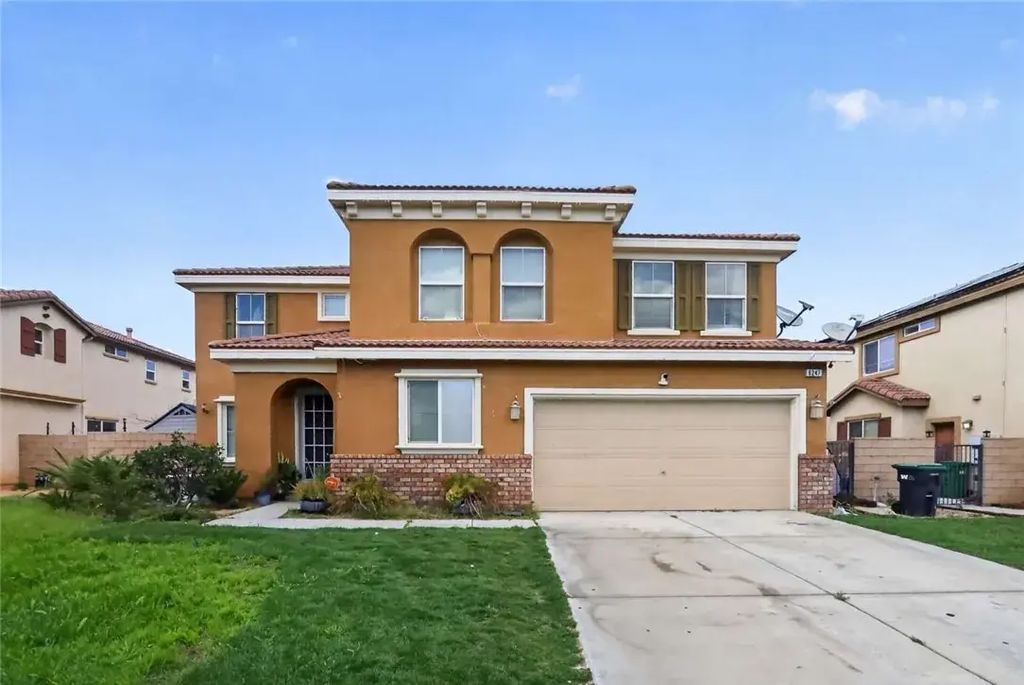 6247 Whitney Way, Palmdale