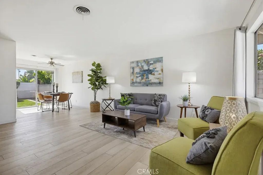 15852 Tullow, Huntington Beach