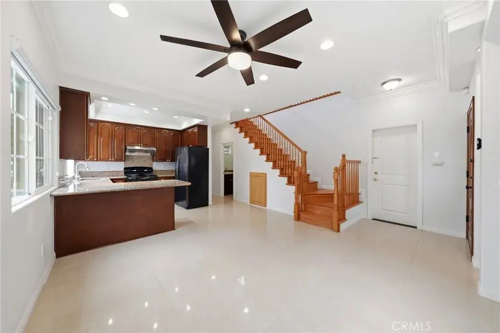 5803 Fullerton Avenue, Buena Park