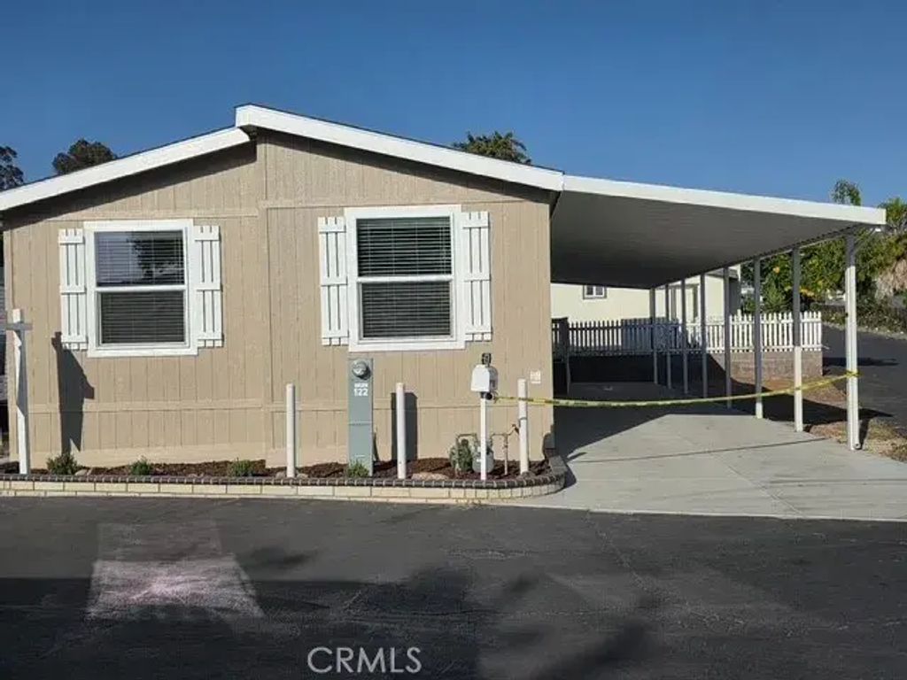 351 Bradley Ave 122, El Cajon