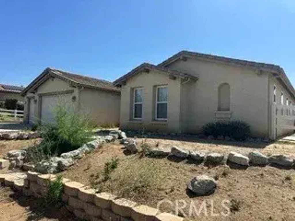 17650 Laurel Grove, Riverside