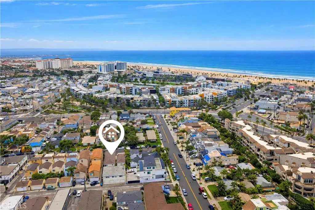 207 Baltimore Avenue, Huntington Beach