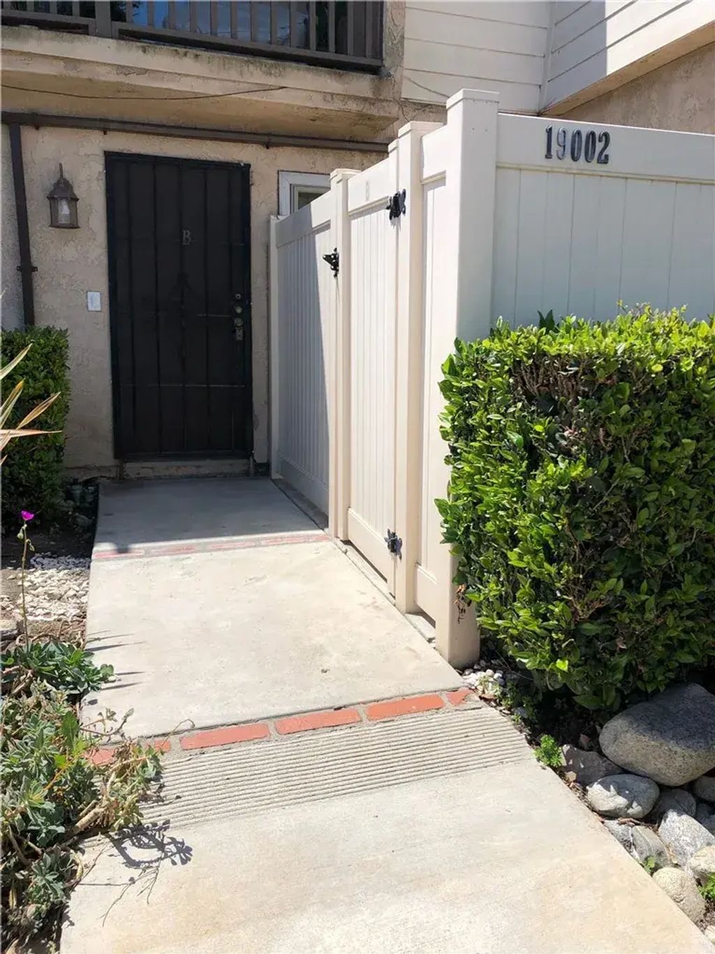 19002 Huntington Street B, Huntington Beach