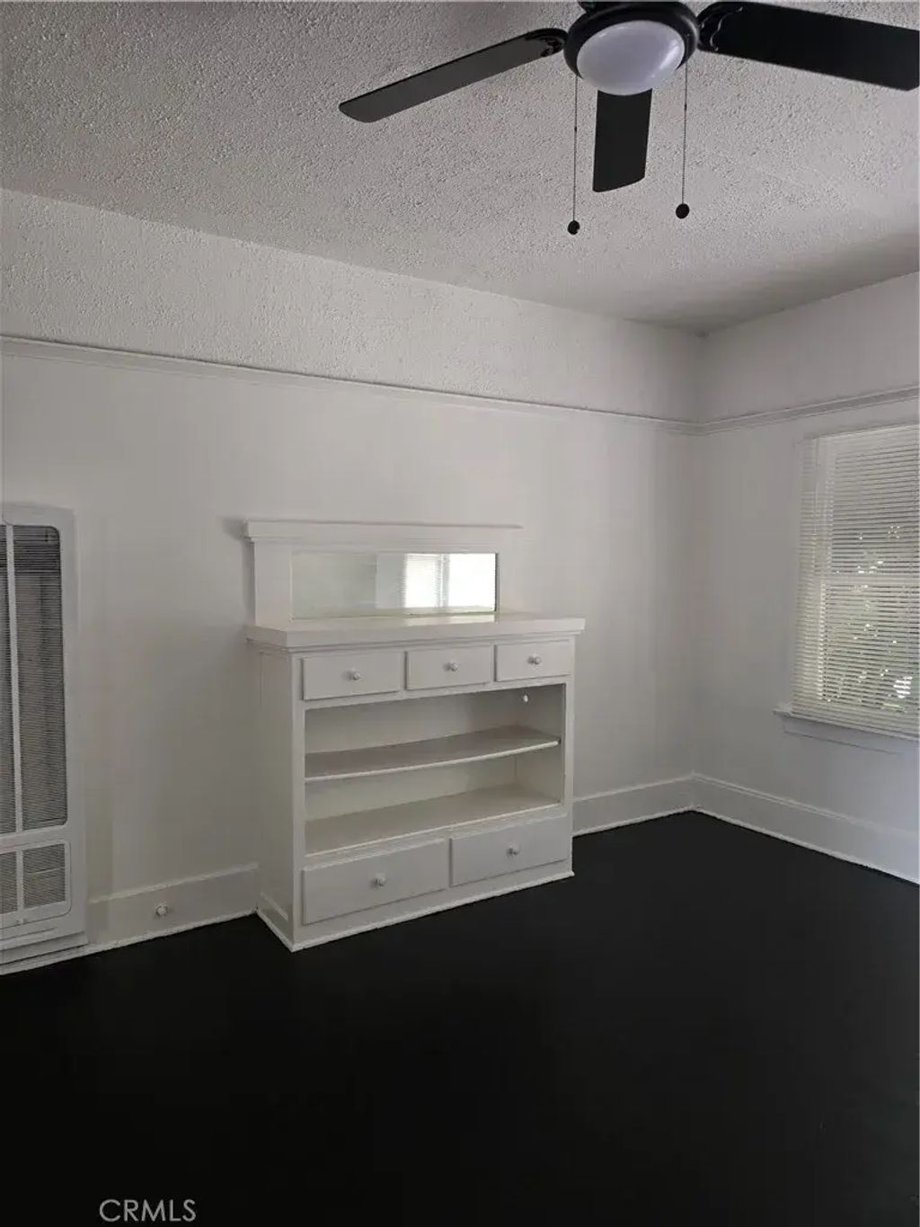 942 E 2nd 15, Long Beach
