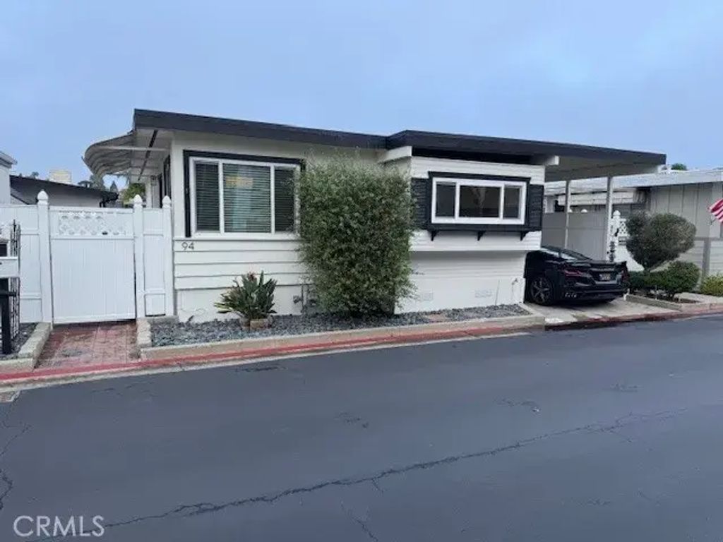94 Yorktown, Newport Beach