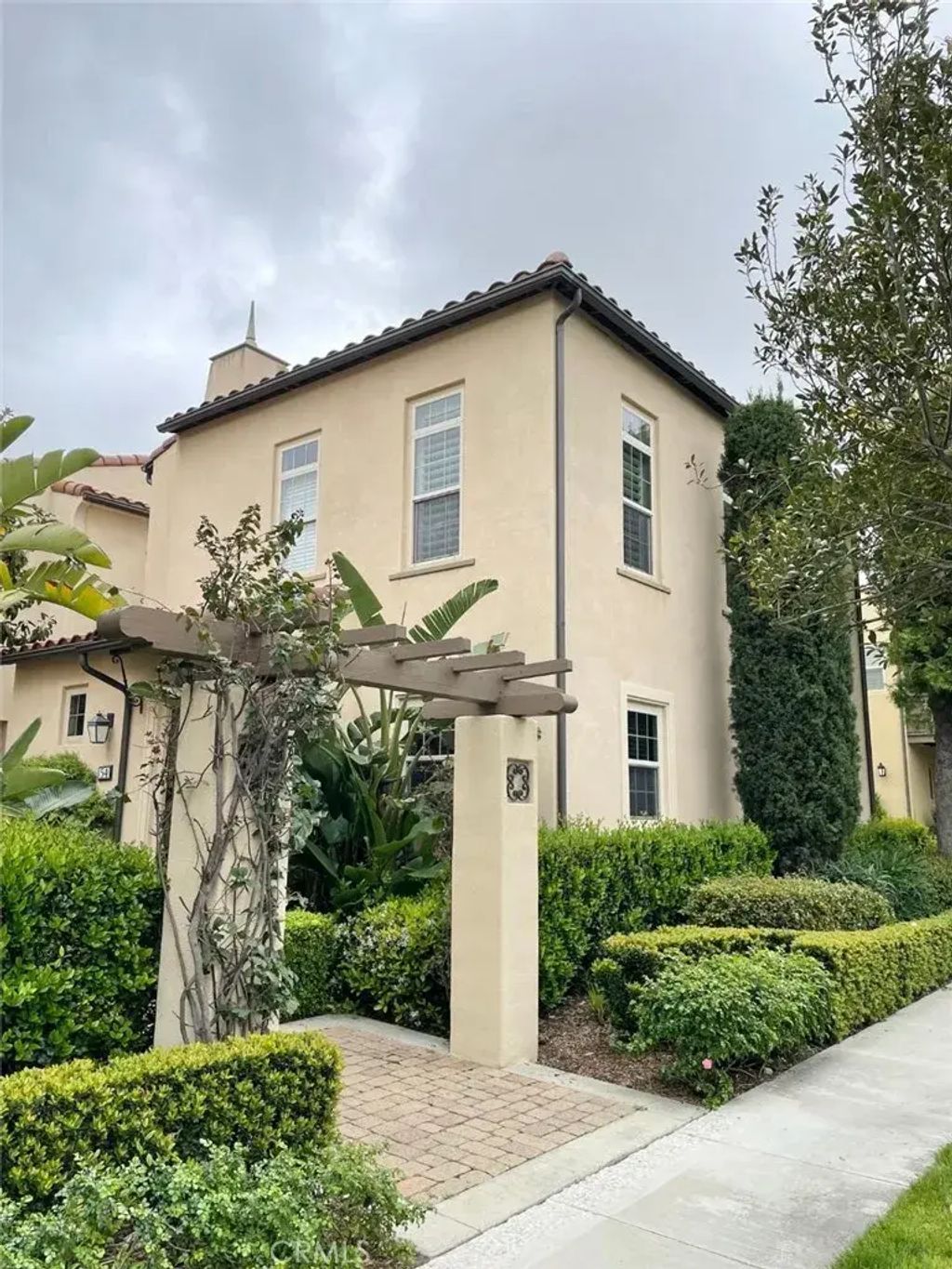 54 Scarlet Bloom, Irvine