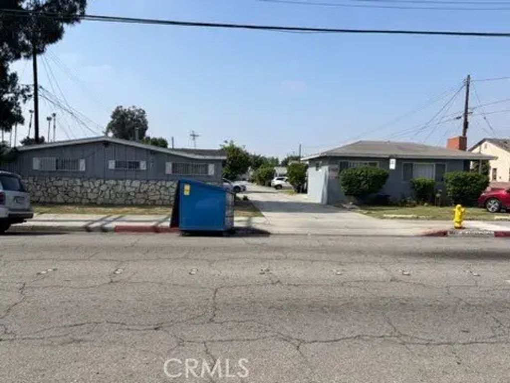 4642 Live Oak, Cudahy