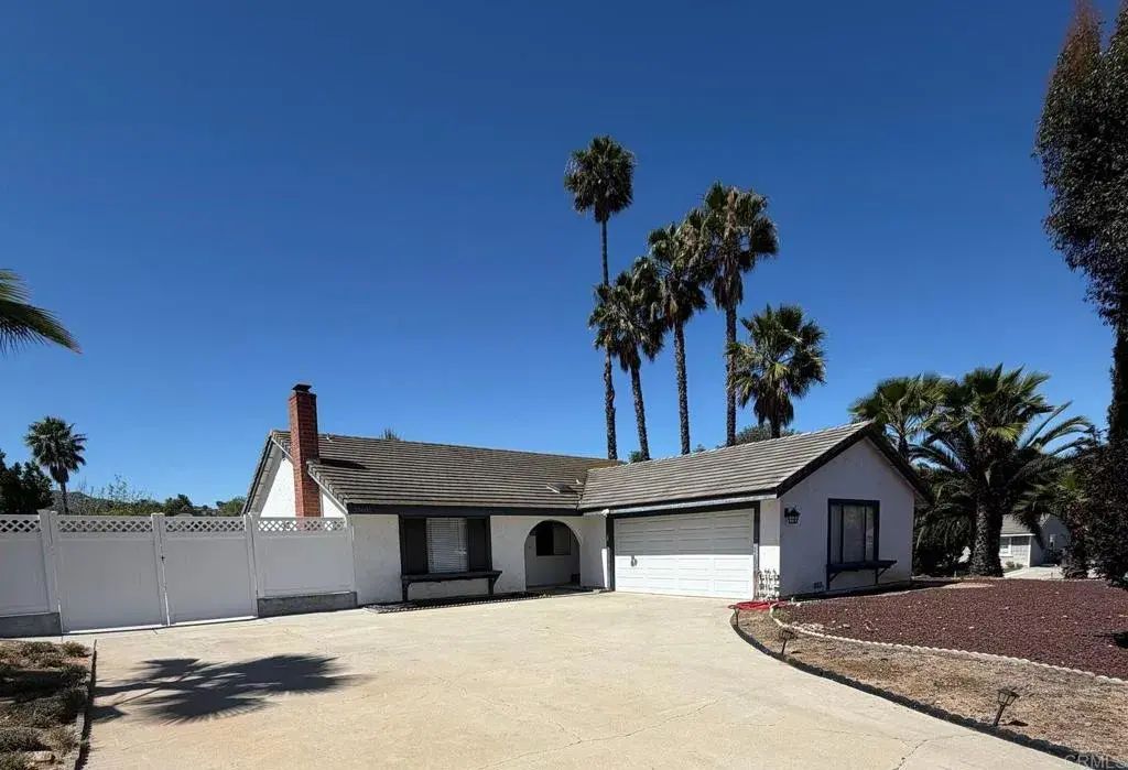 23601 Barrego Way, Ramona