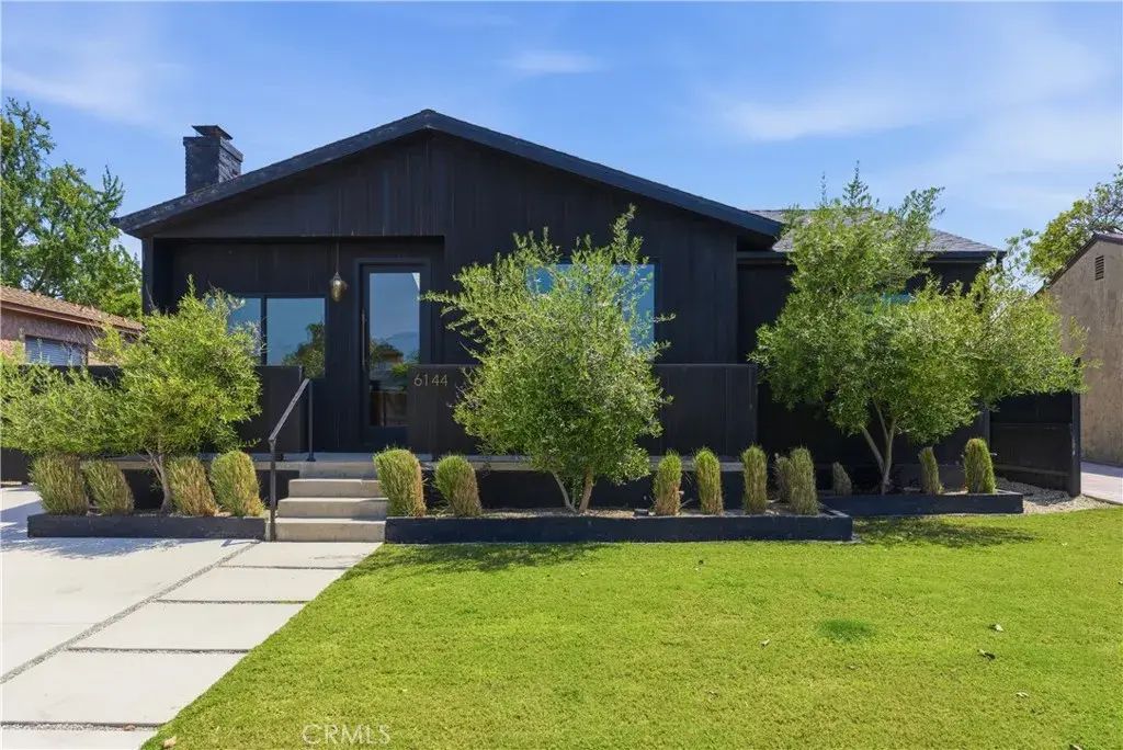 6144 W 76th Street, Los Angeles