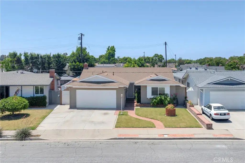 8350 E Blithedale, Long Beach