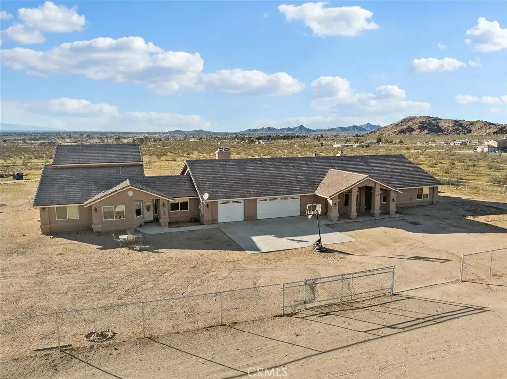 13850 Nightshade Road, Apple Valley
