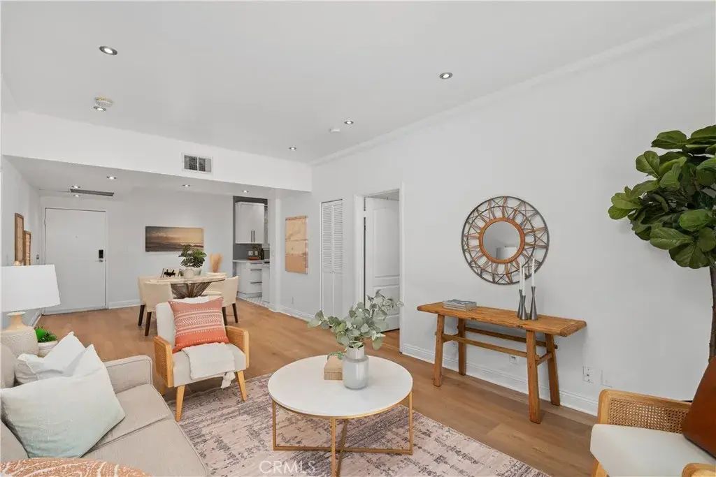 828 N Hudson Avenue 106, Los Angeles