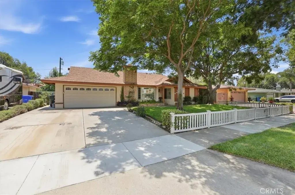 10426 Bonneville, Riverside