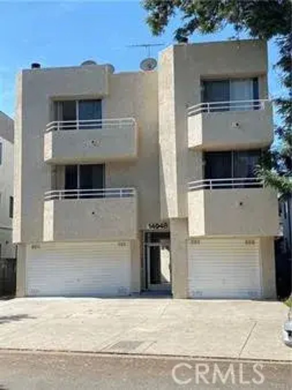 14948 Moorpark Street, Sherman Oaks