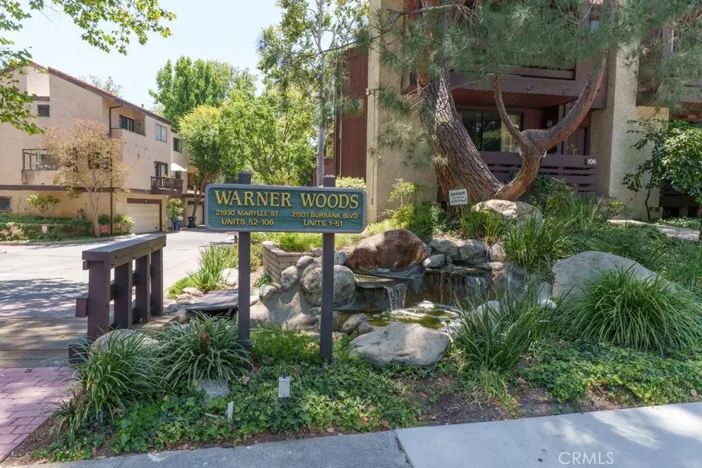 21930 Marylee Street 92, Woodland Hills