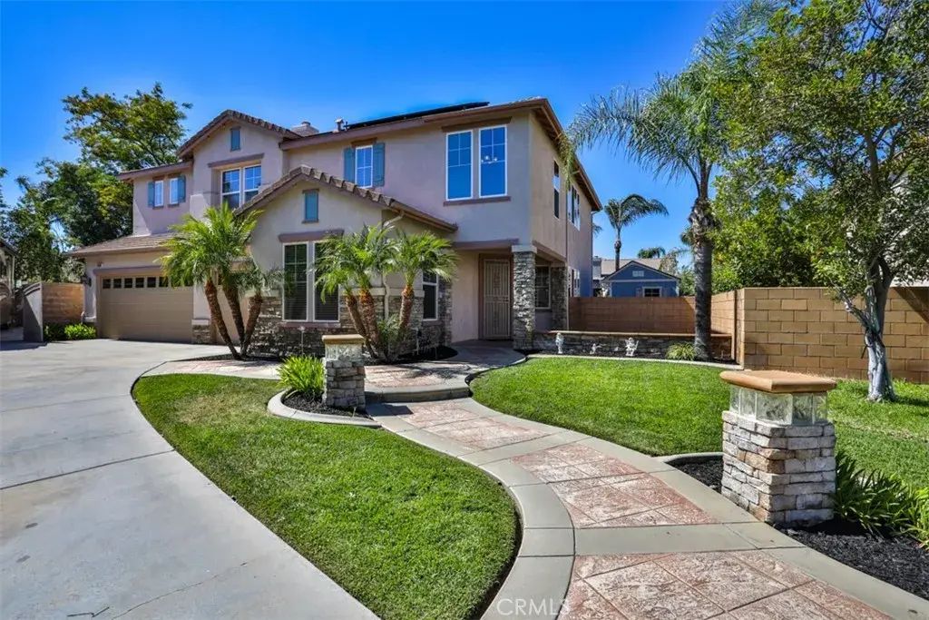 36695 Fontaine Street, Winchester