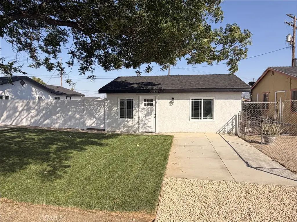 1460 Redlands, Colton