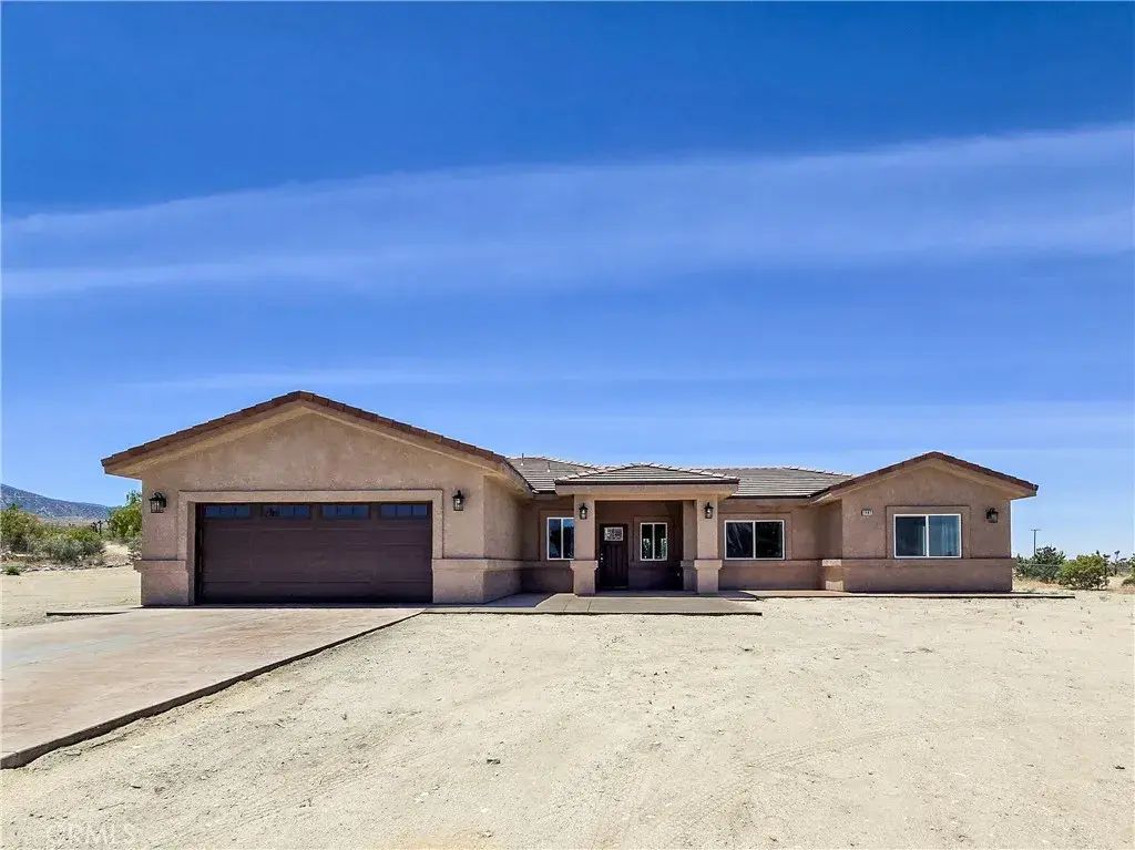 11462 Prado, Pinon Hills