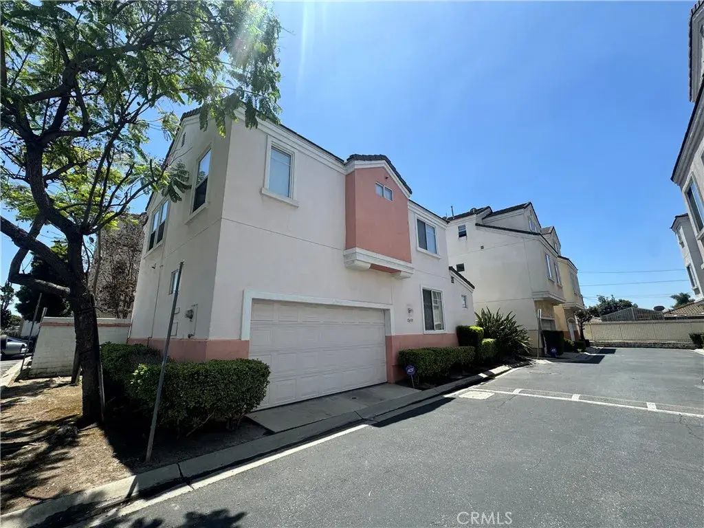 12690 Antigua Court, Lynwood