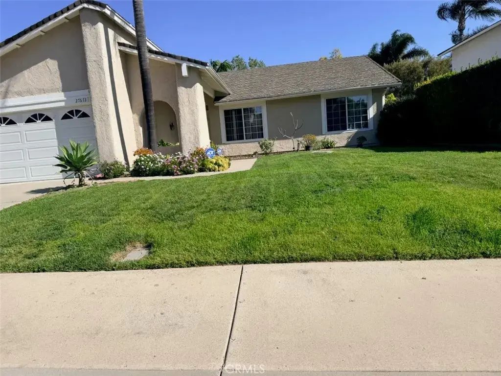27672 Nopales, Mission Viejo