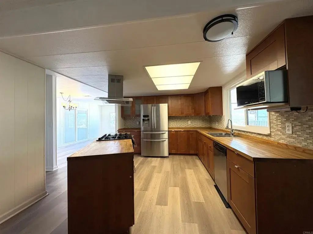9100 Single Oak Dr. 67, Lakeside