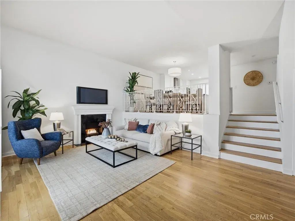 4834 Mcconnell Avenue, Los Angeles