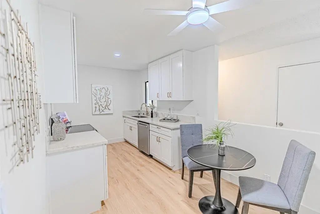 634 8th St. 8, Imperial Beach