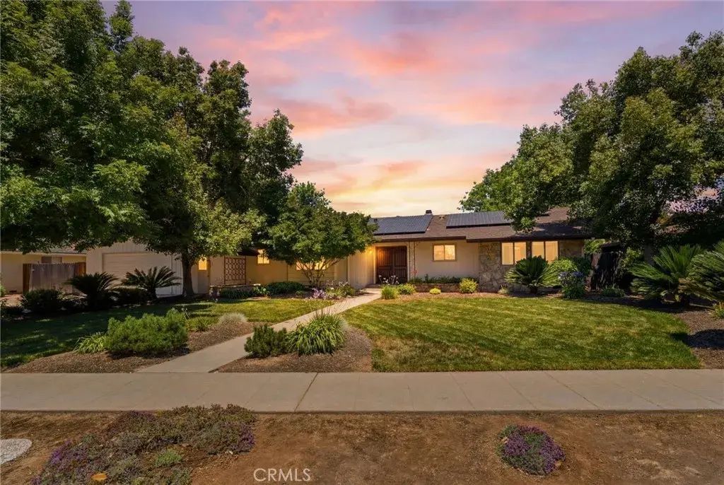 1154 W Tenaya Way, Fresno