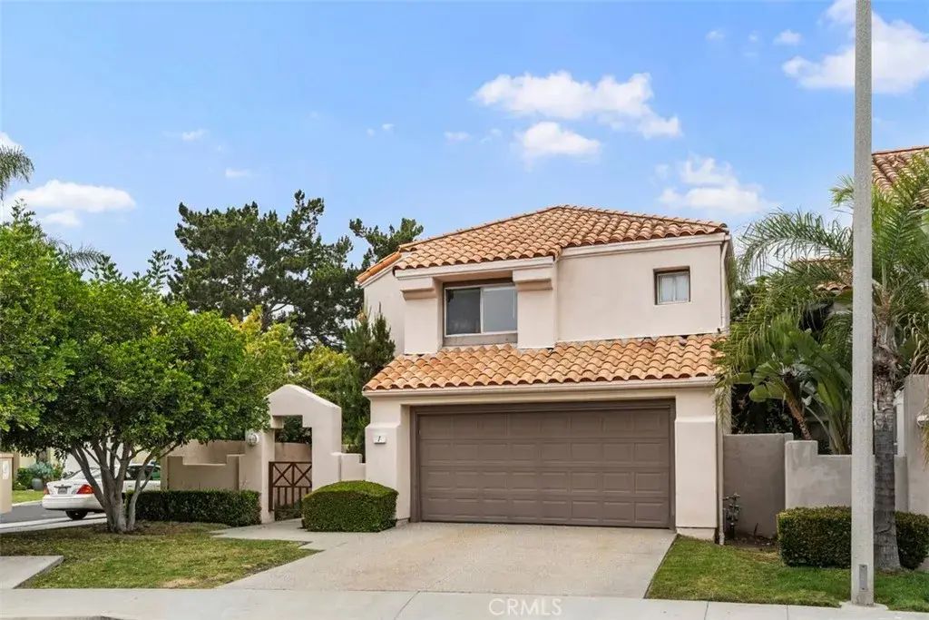 1 Damara, Irvine
