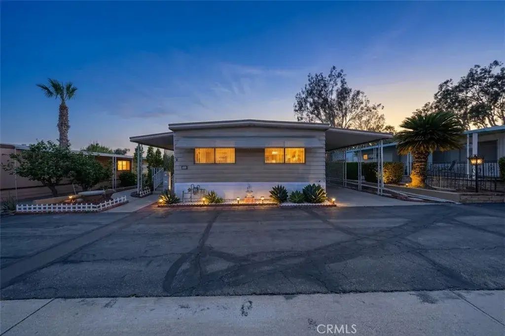 8651 Foothill Blvd 18, Rancho Cucamonga