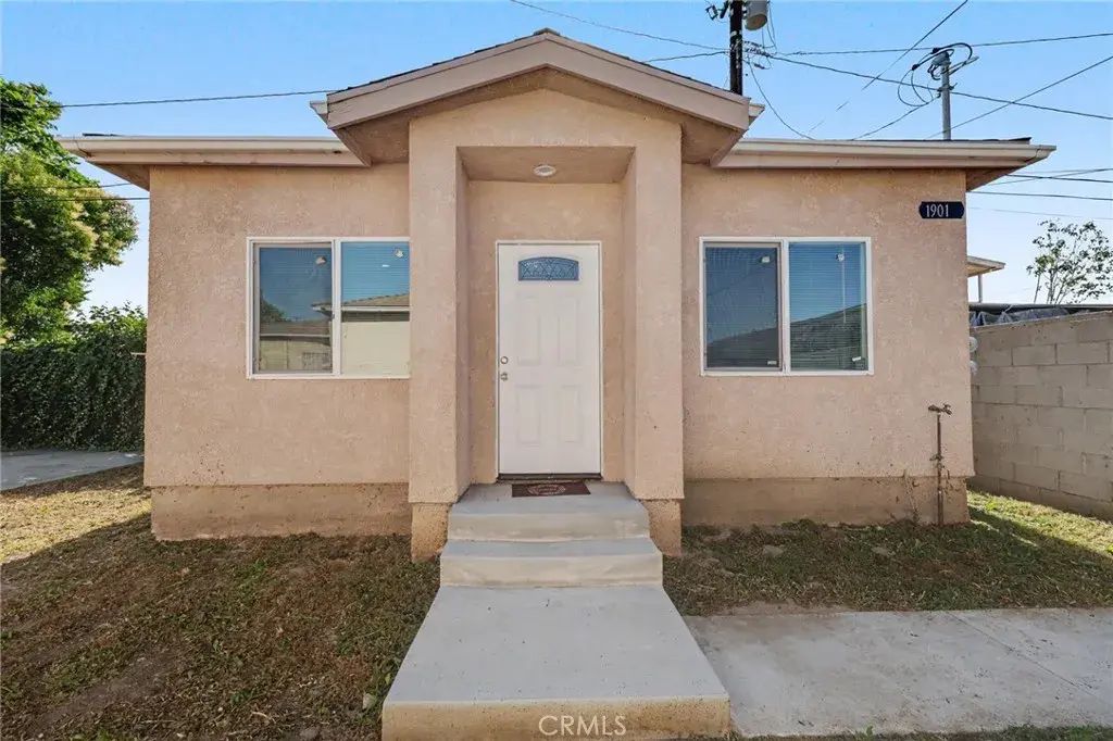 1903 N Grape Avenue, Compton