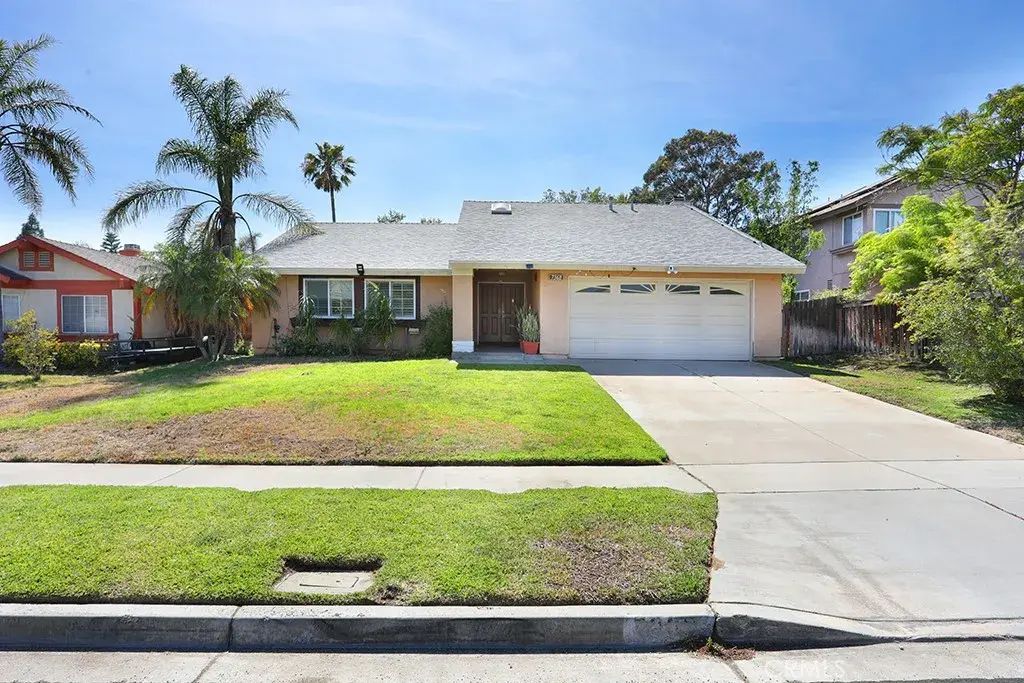 7368 Kamloops Avenue, Fontana