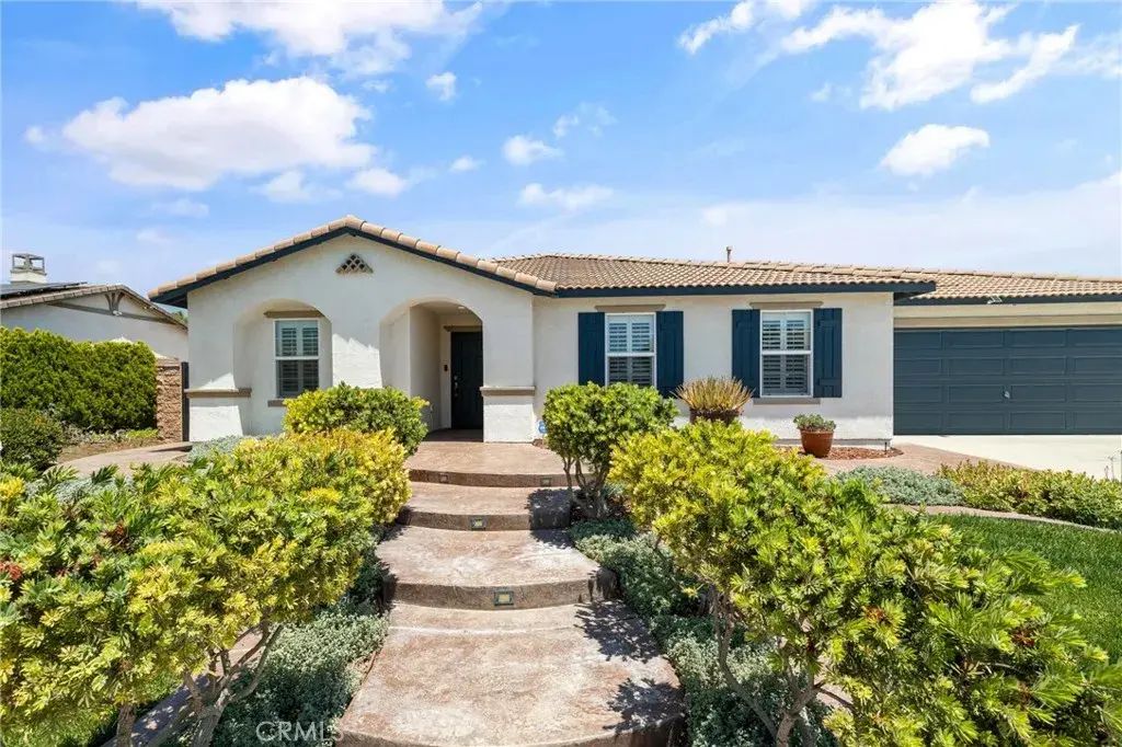14392 Smith River Road, Eastvale