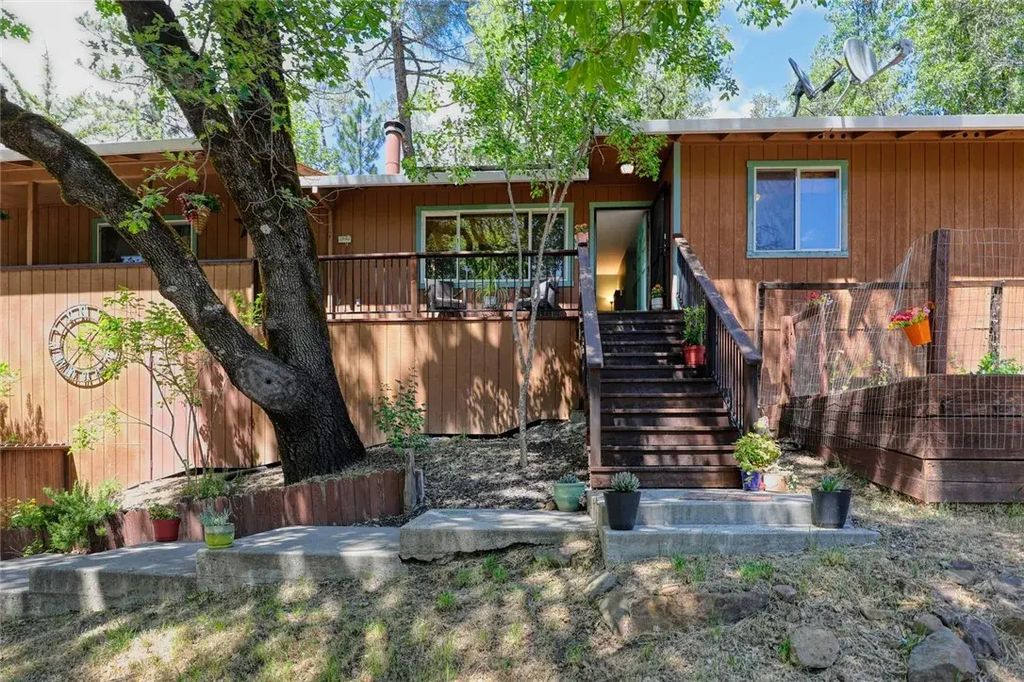 9712 Harrington Flat, Kelseyville