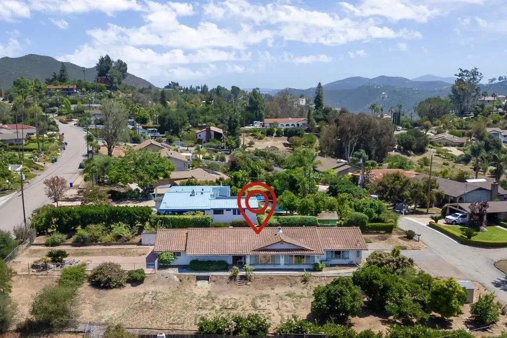 1216 Via Ramon, Escondido