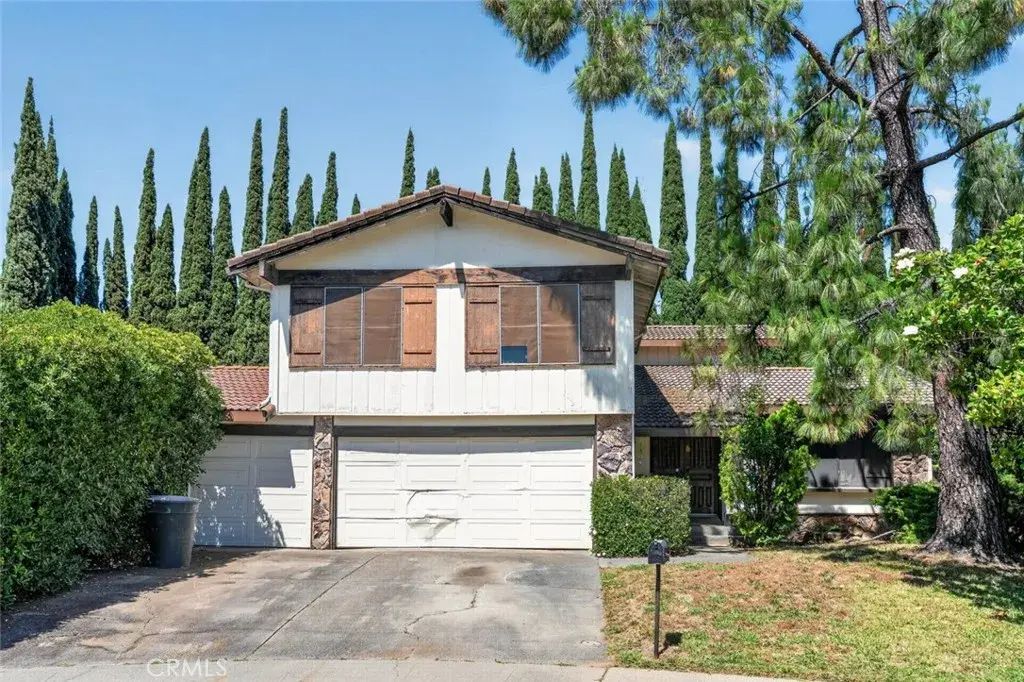 1204 Squire Court, Roseville